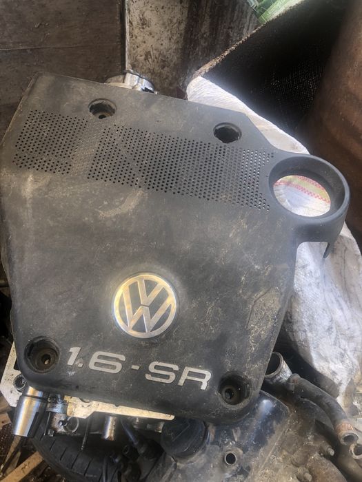Urgent motor golf 1.6 sr negociabil fara anexe