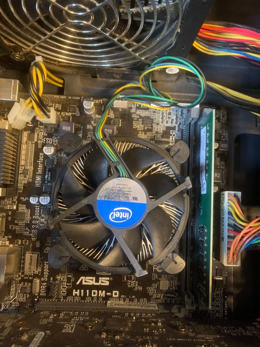 Настолен компютър Gtx 950,i3 6300,8ram