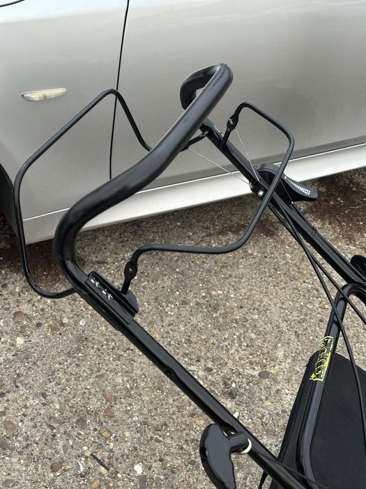 Брнзинова самоходна косачка Einhell Royal 56см