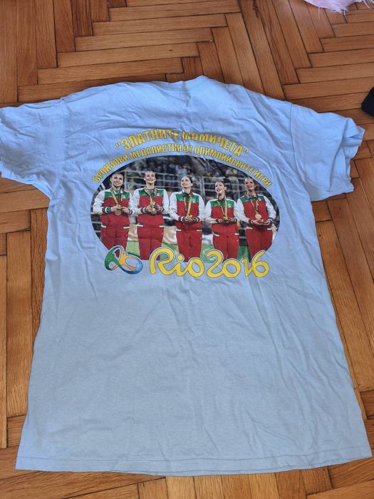 2 броя спортни тениски необличани