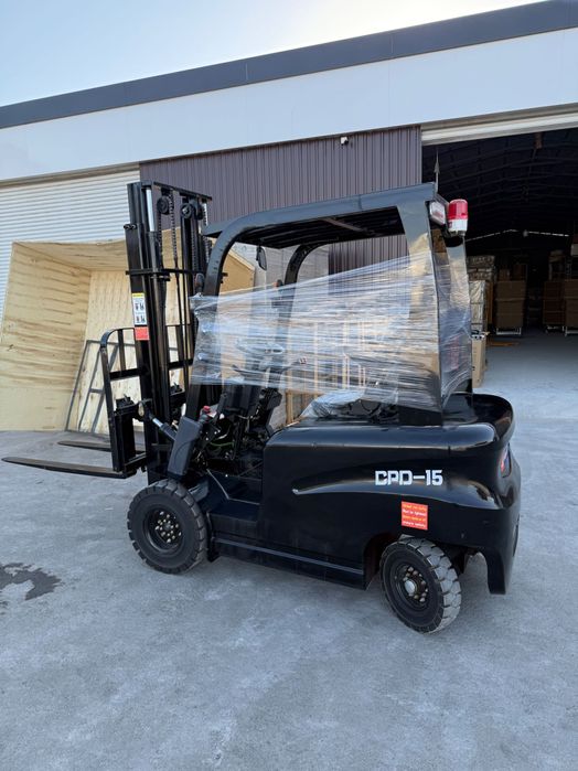 продаётся элктрический вилочный кара