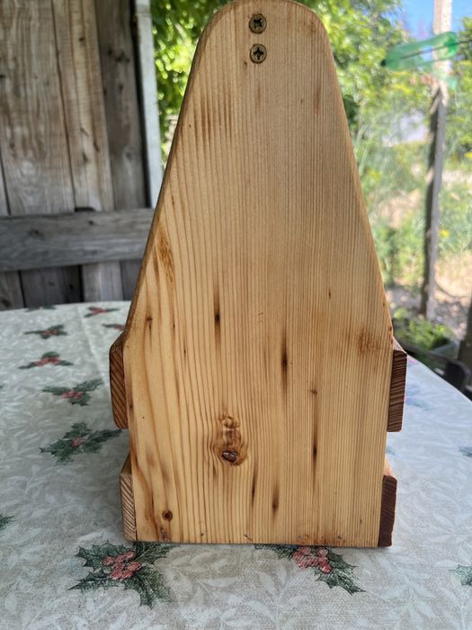 Дървена кошница за бира и малко столче