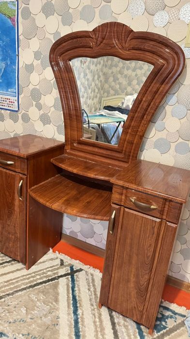 Комод и сундук мебель