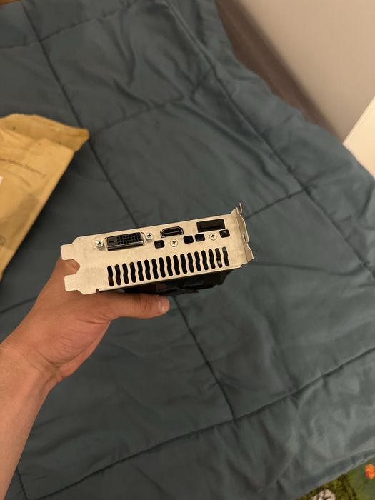 Placa video Nvidia Gtx 1650 4GB Vram