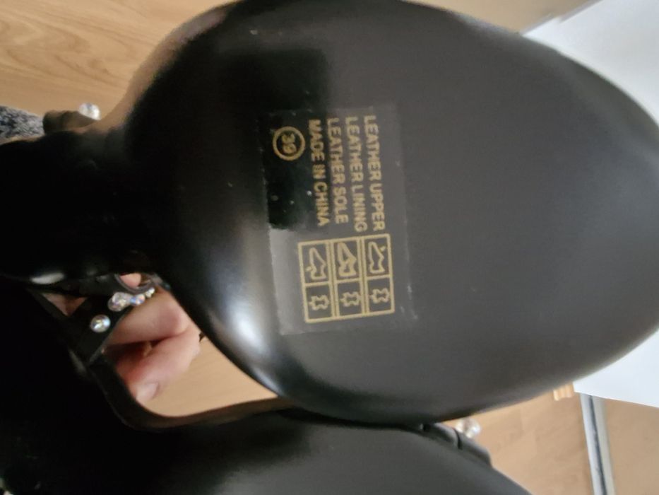 Sandale din piele 39