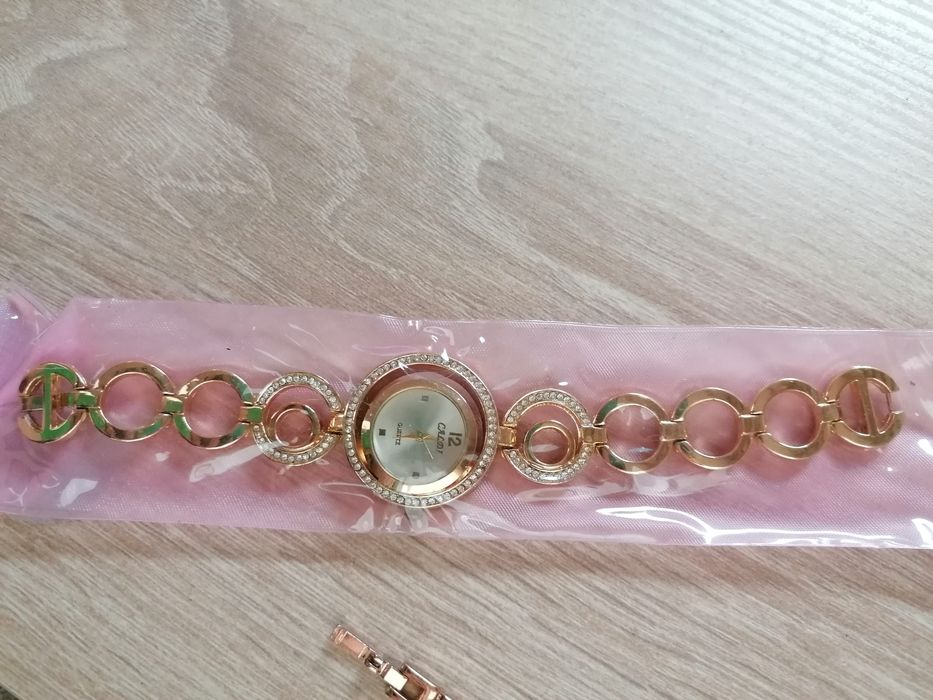 Дамски часовници