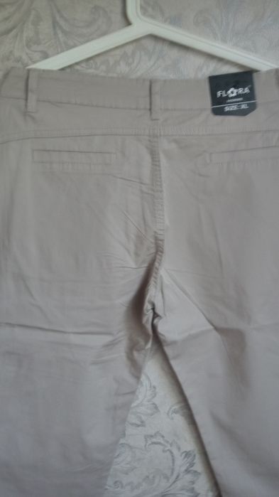 Нови дамски летни панталони.Размери -38.40.48.XL.В черно,бяло,червено и бежово.