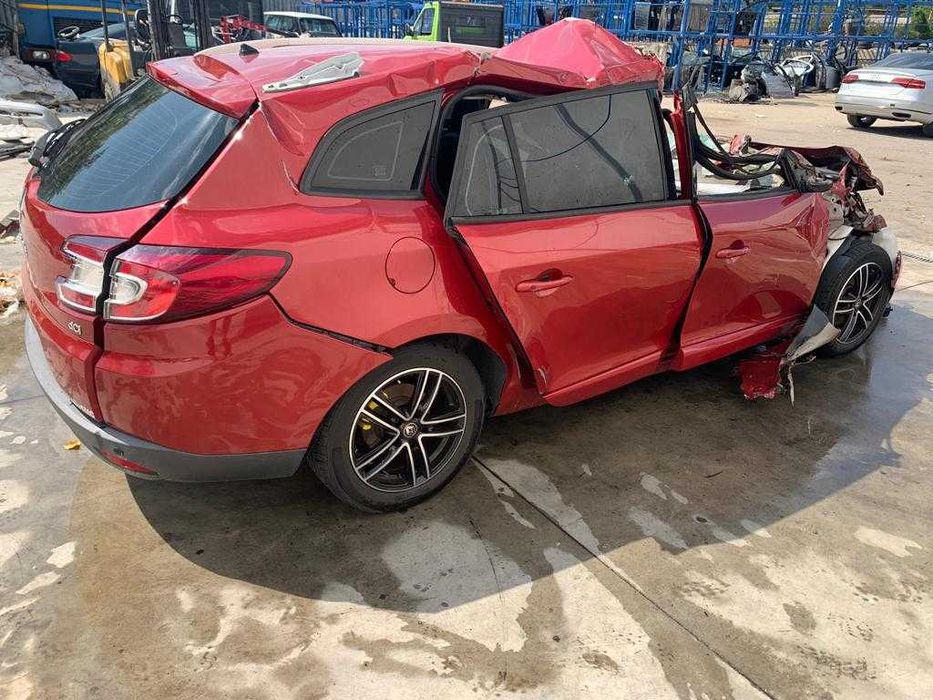 dezmembrez renault megane 3 break 1.6 dci