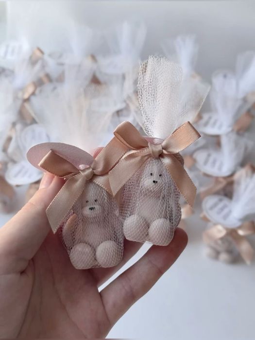 Mărturii personalizate pentru nunți, botezuri și alte evenimente