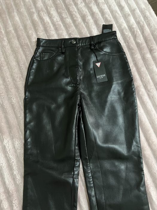 Pantaloni din pielea naturala guess noi cu eticheta