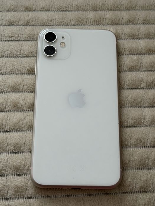 Продам iPhone 11, 128 GB