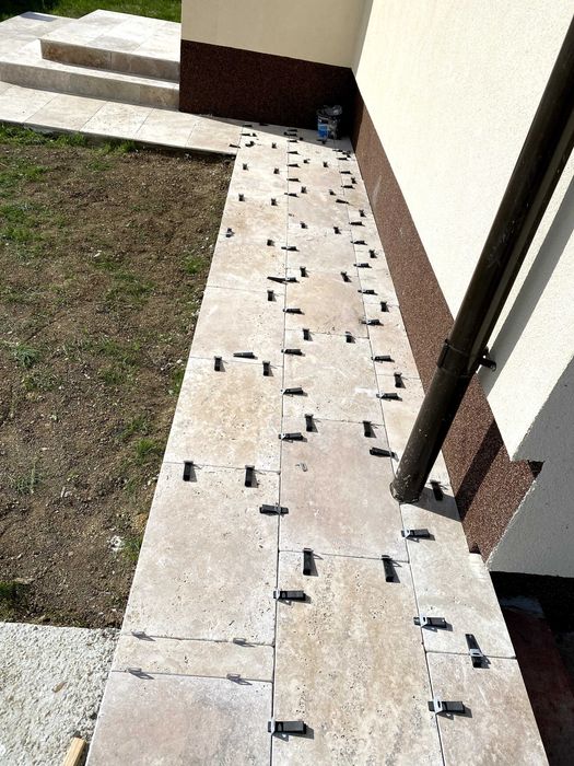 Travertin classic crem antichizat | Travertin Cappuccino pentru Terase, Fațade, Alei și Placări Exterioare | Travertin Iași