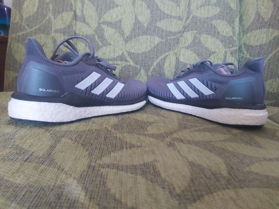 Дамски маратонки Adidas solar drive