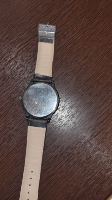 Часы мужские водонипроницаемые