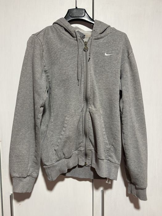 Сиви суитчери NIKE ESPIRIT