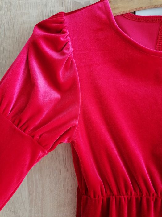 Rochita fetita 11 ani, o singură purtare