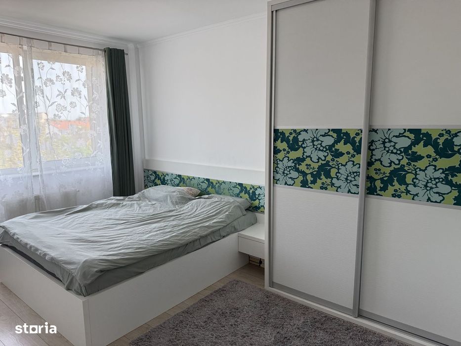 Apartament 2 camere, 57 mp , balcon 7 mp, boxă, Platinia str Constanta