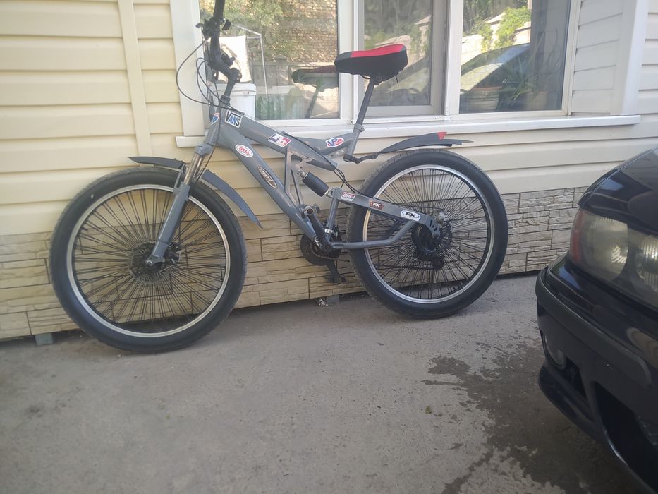 Велосипед горный спортивный