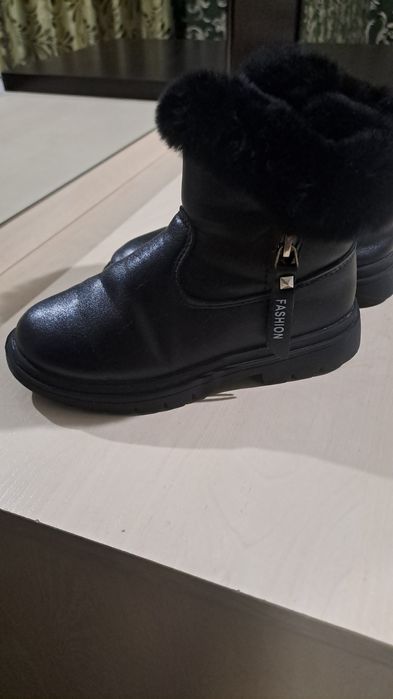 Продаётся   обувь