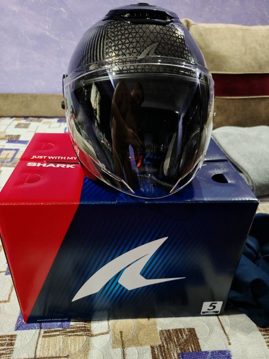 Vând Casca Shark RS Jet Carbon Ikonik