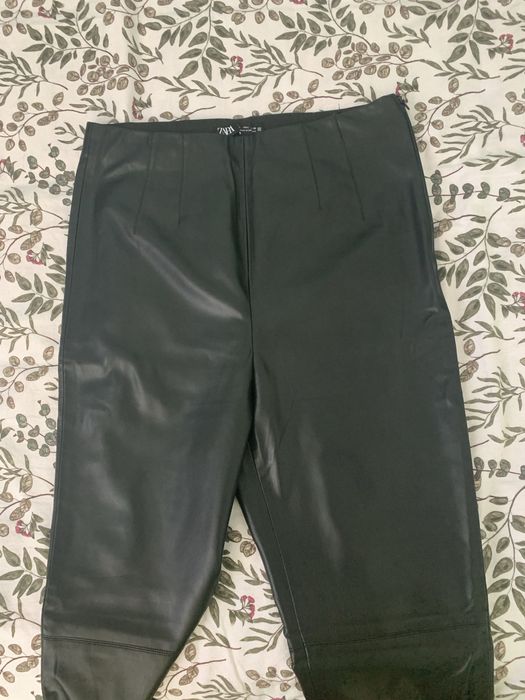 Дамски клин на Зара