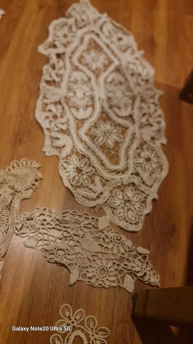 Vând macrameu original