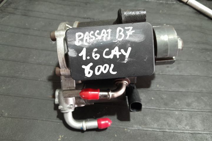 Pompa inalta presiune 03L130755E 03L130755E Volkswagen VW Golf 6 [200