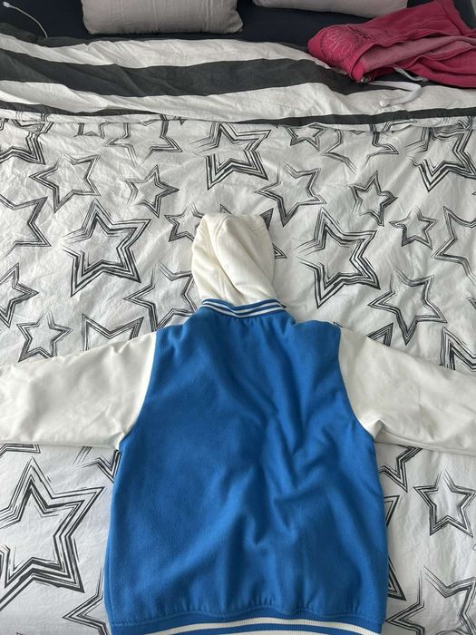 Reserved Футболно яке