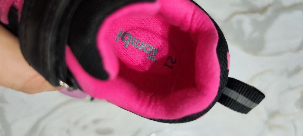 Новые кроссовки Tombi