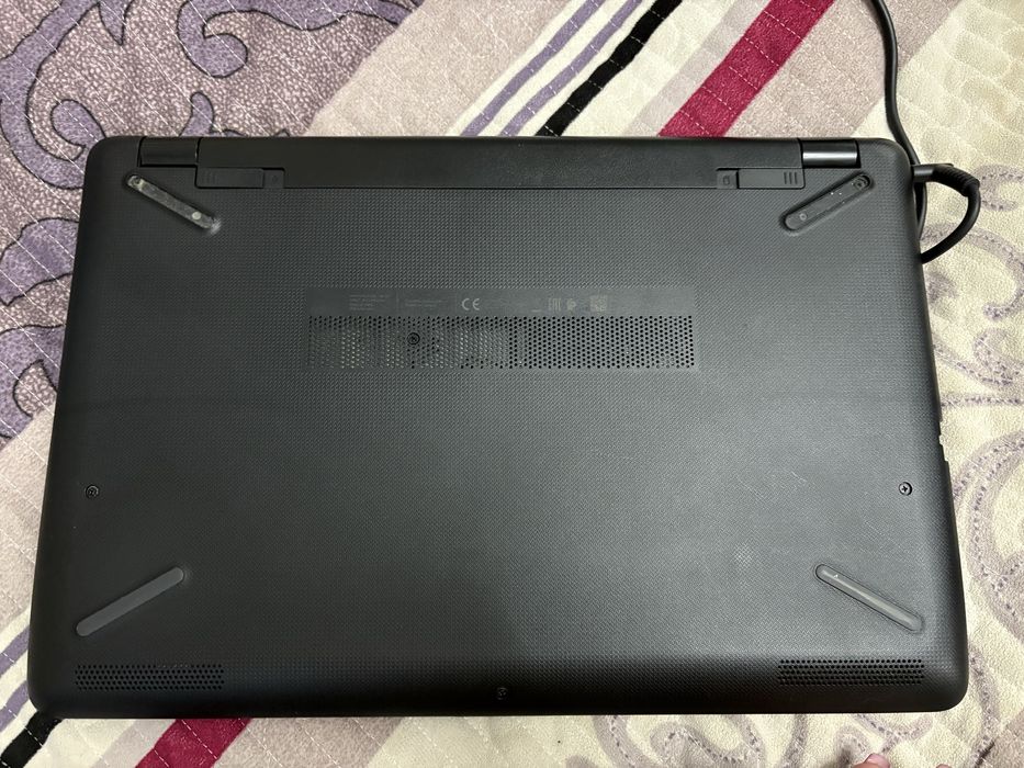 HP ноутбук сатылады