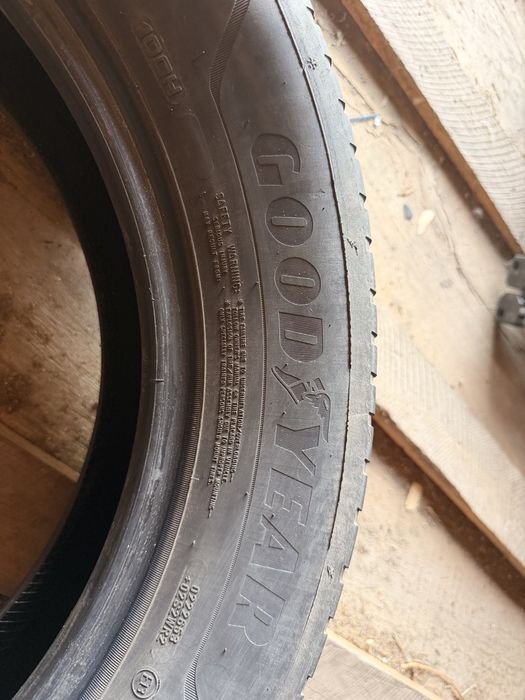 4 Anvelope Goodyear Vector 4Seasons – 215/60 R17 100H