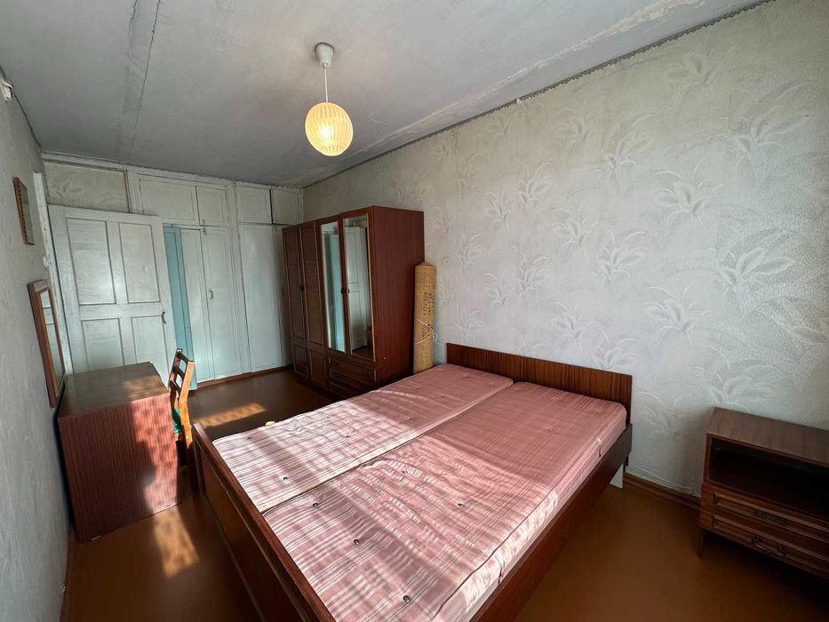 Продам 2ком  на Кривом магазине