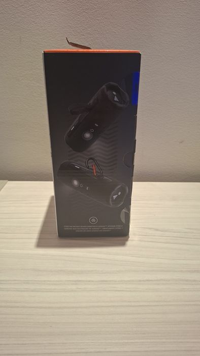 Продавам JBL FLIP 7 bluetooth speaker