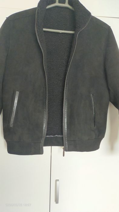 Мужская куртка..