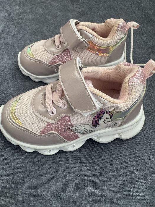 Маратонки За Момичета