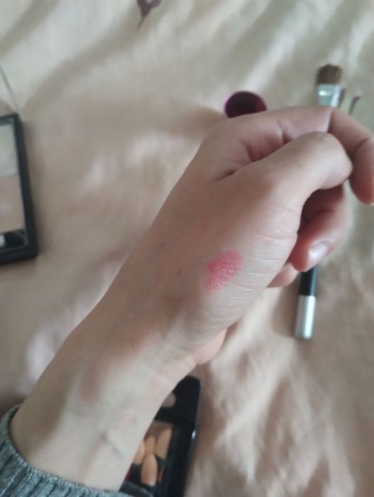 Лот козметика-изгодно