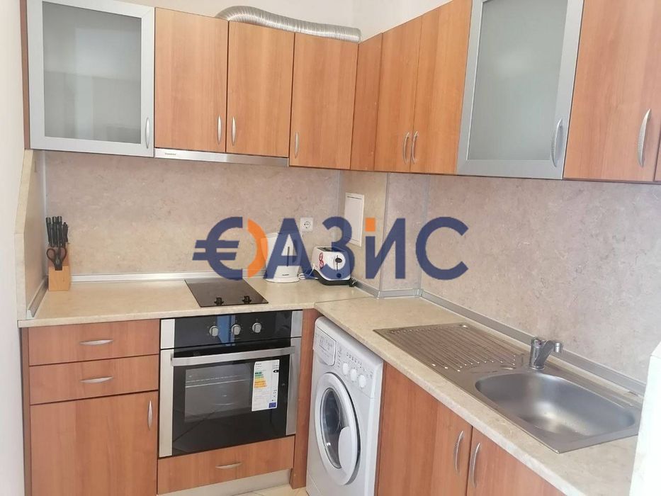 Продава се Тристаен апартамент в к.к. Слънчев бряг - 77 кв.м за 1026 €/кв.м - Снимка #4