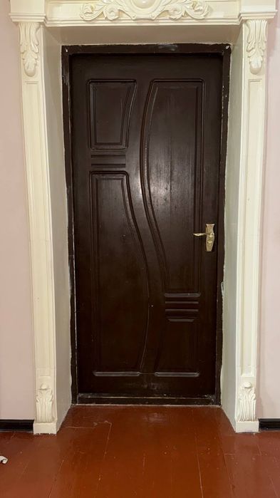 Чистий агаш капылар бар 500,000 келсп беремз