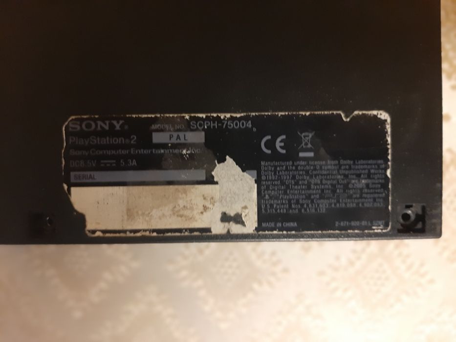 Продам Sony PlayStation-2 на запчасти.