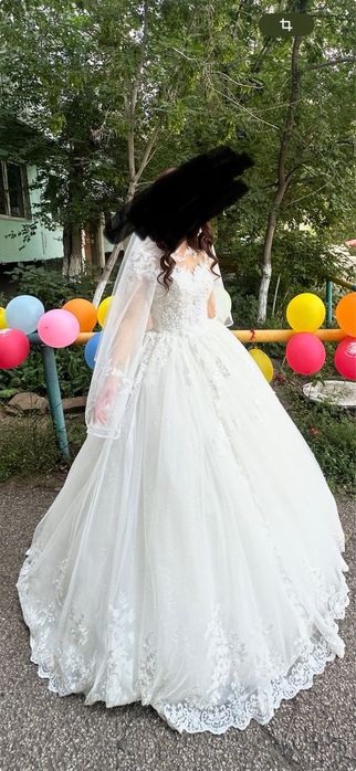 Свадебное платье