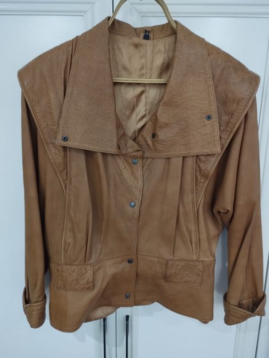 Женская пиджак кожаный