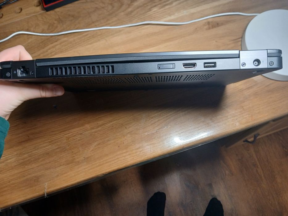 Vand laptoo dell latitude 5490