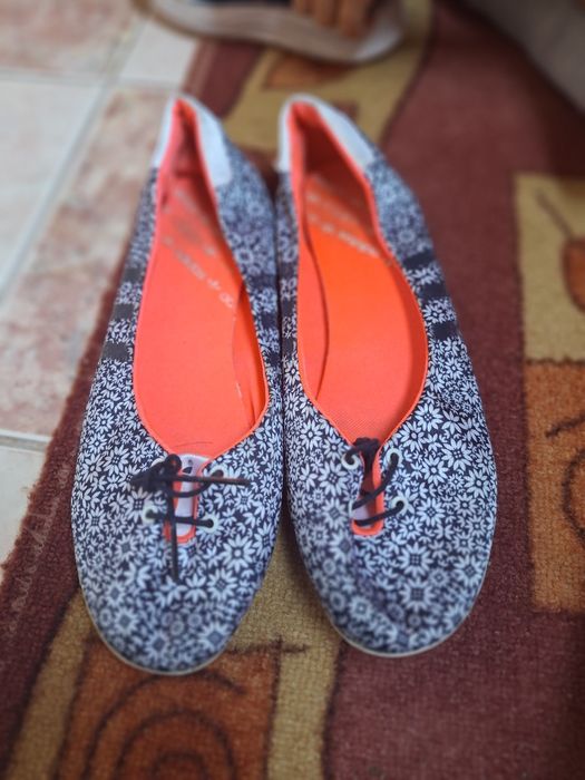 Балерини Адидас, Guess кецове