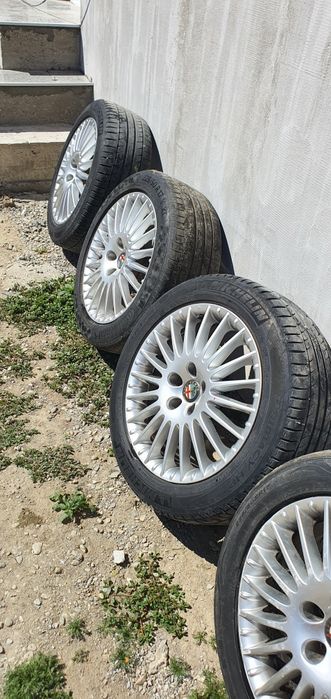 Vând jante cu cauciucuri alfa romeo