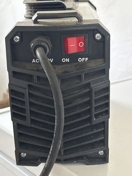 Продам  сварочный аппарат