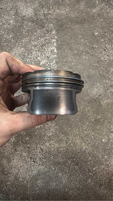 Продавам части (разчиствам гаража)