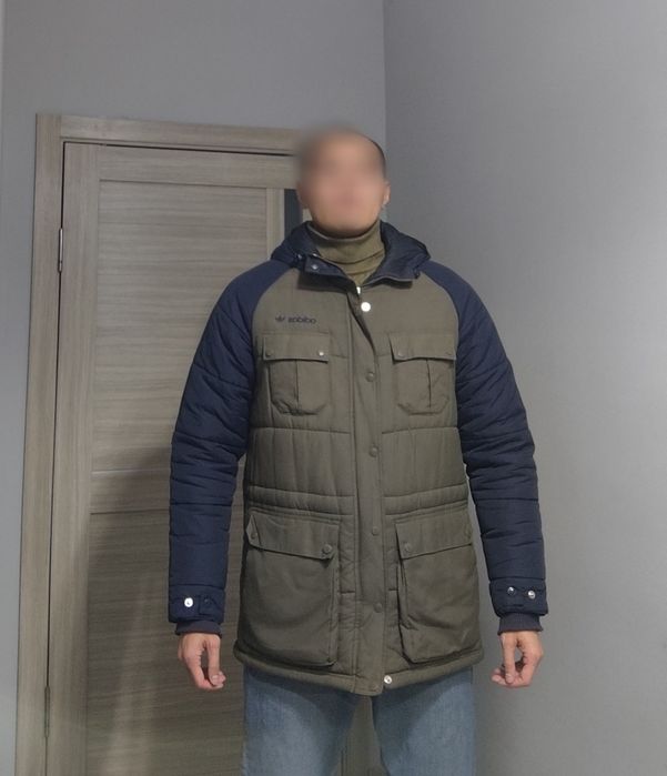 Продаю зимнюю куртку.