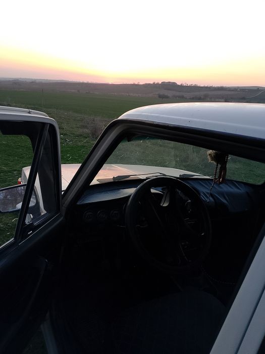 . Нархини келишамиз 1976 или