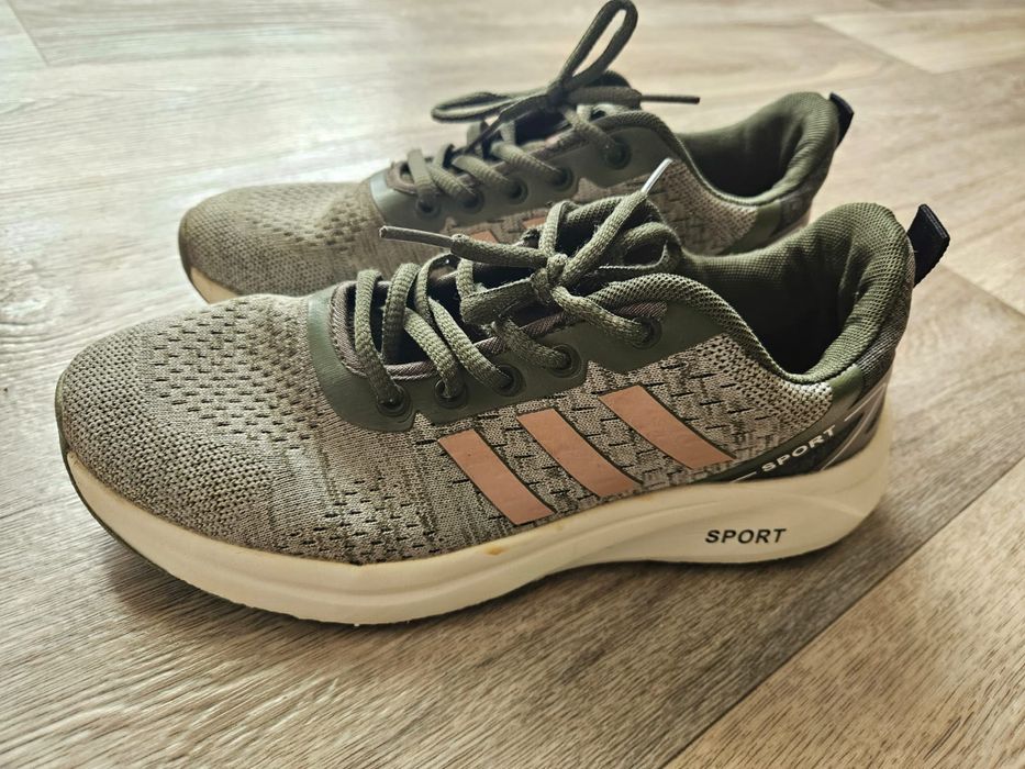 Кроссовки мужские