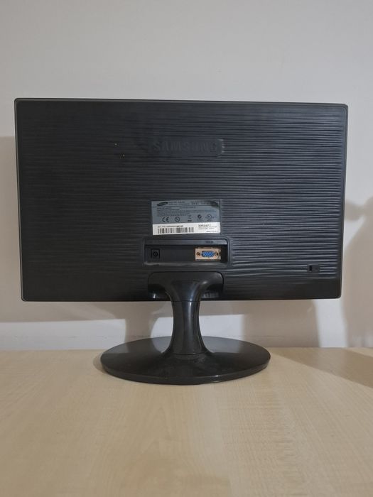 Monitor samsung ,perfect funcțional